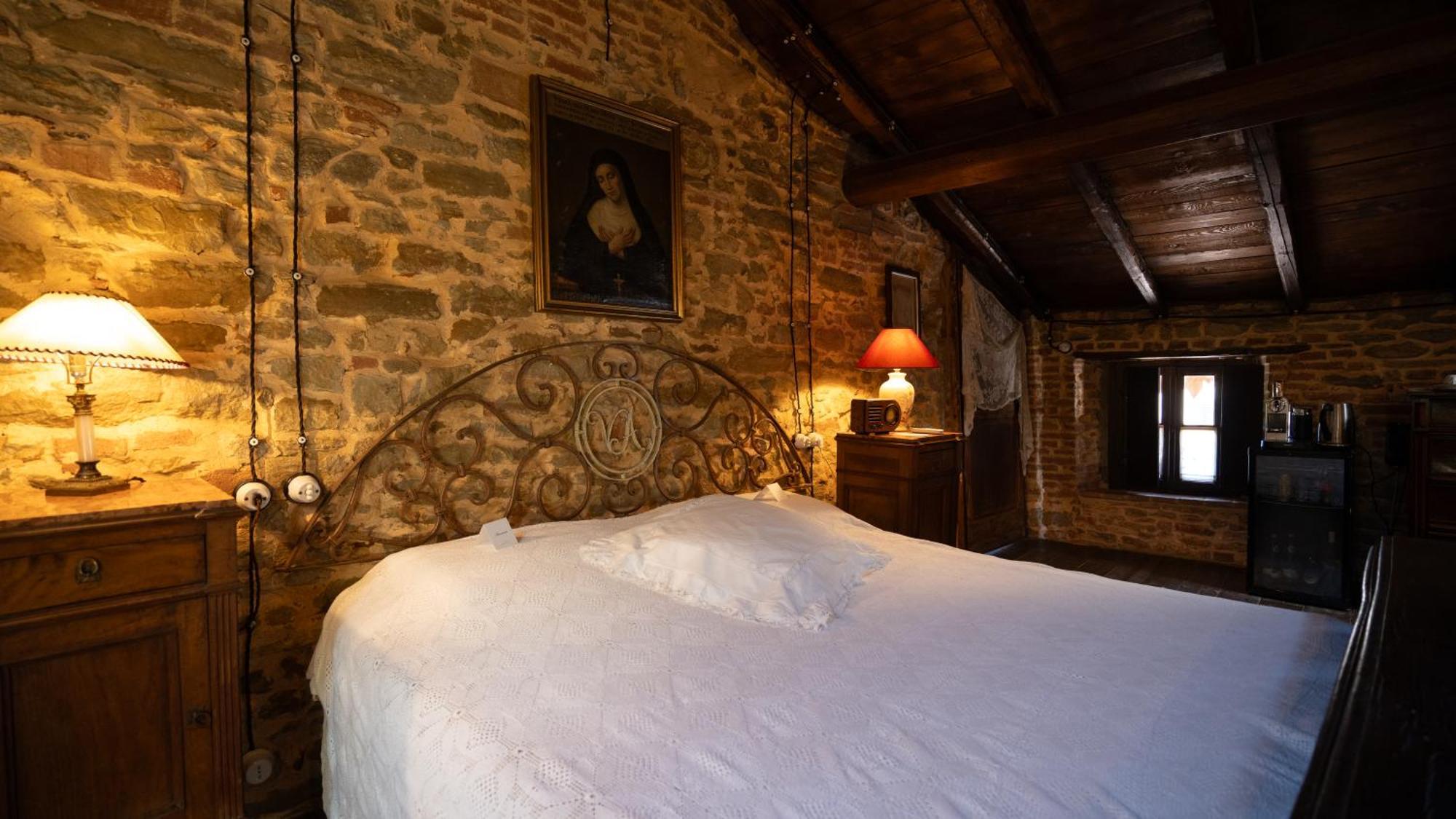 Вілла Borgo Santuletta Santa Giuletta Екстер'єр фото